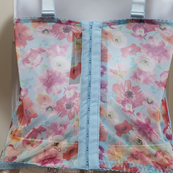 Brand New Women Victoria Corset Size S/P. - Picture 9 of 11